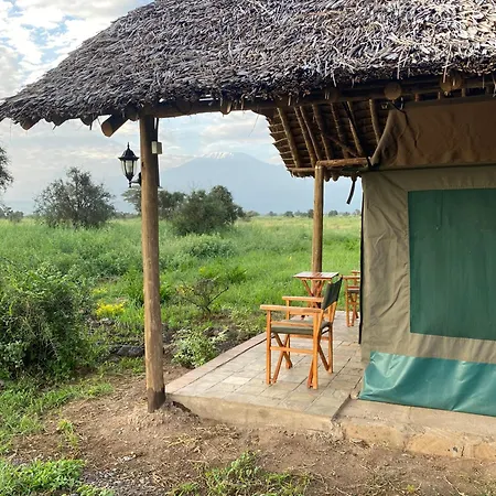 Amboseli Discovery Camp Exterior photo