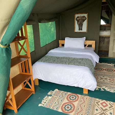Amboseli Discovery Camp Exterior photo