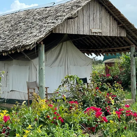 Amboseli Discovery Camp Exterior photo