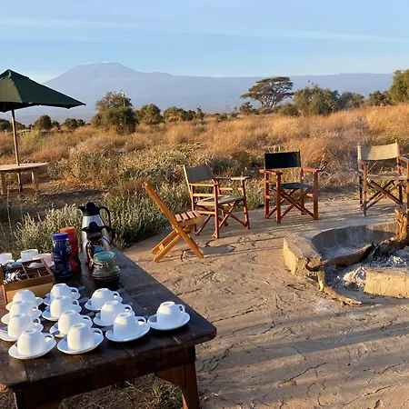 Amboseli Discovery Camp Exterior photo